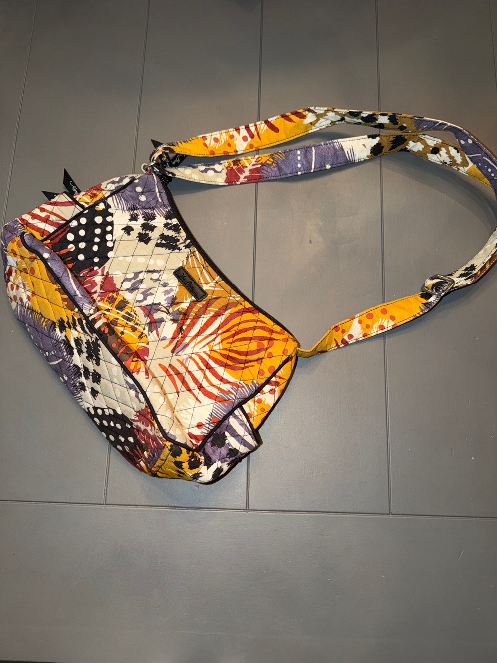 VERA BRADLEY Painted feathers on the go bag